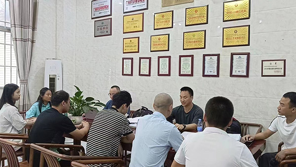 十環(huán)認證的膠水和國標膠水 十環(huán)認證的膠水和國標膠水